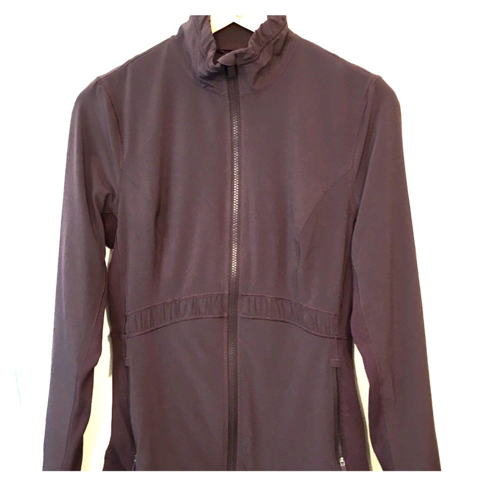 Size 8! Lululemon Jacket!